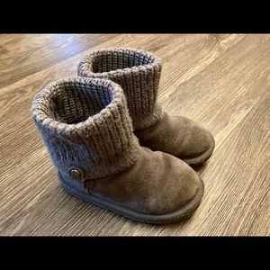 UGG kids boots size 11 in gray